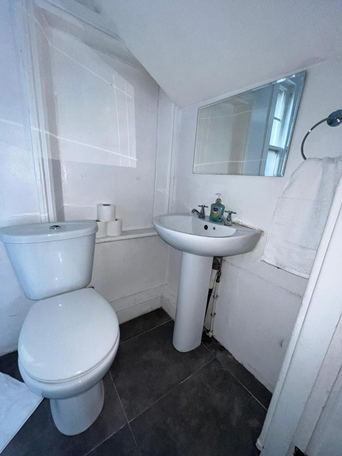 Islington Budget Guesthouse London Exterior photo